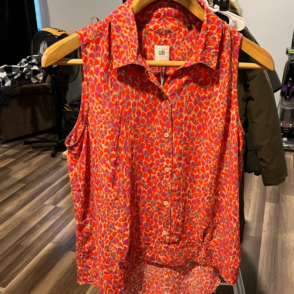 CAbi red orange cheetah print NWT Large